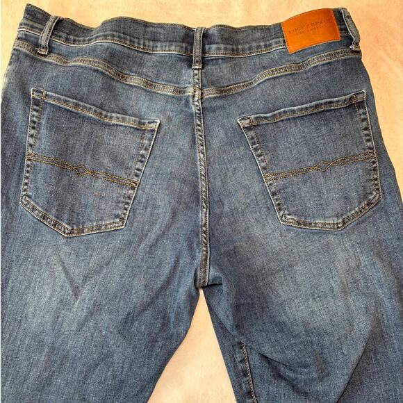 Lucky Brand Blue Jeans Men's 38 x 32 - 412 Athletic Slim Zipper Fly Denim - Picture 4 of 7